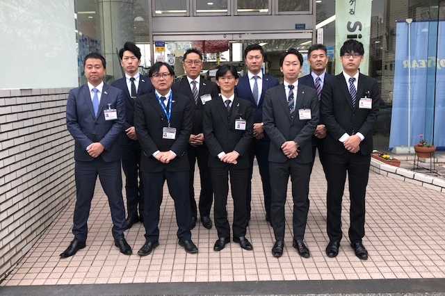 営業スタッフ