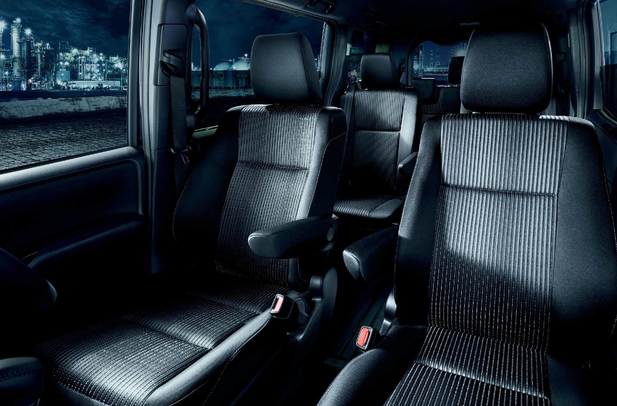 ヴォクシー特別仕様車 埼玉トヨタ