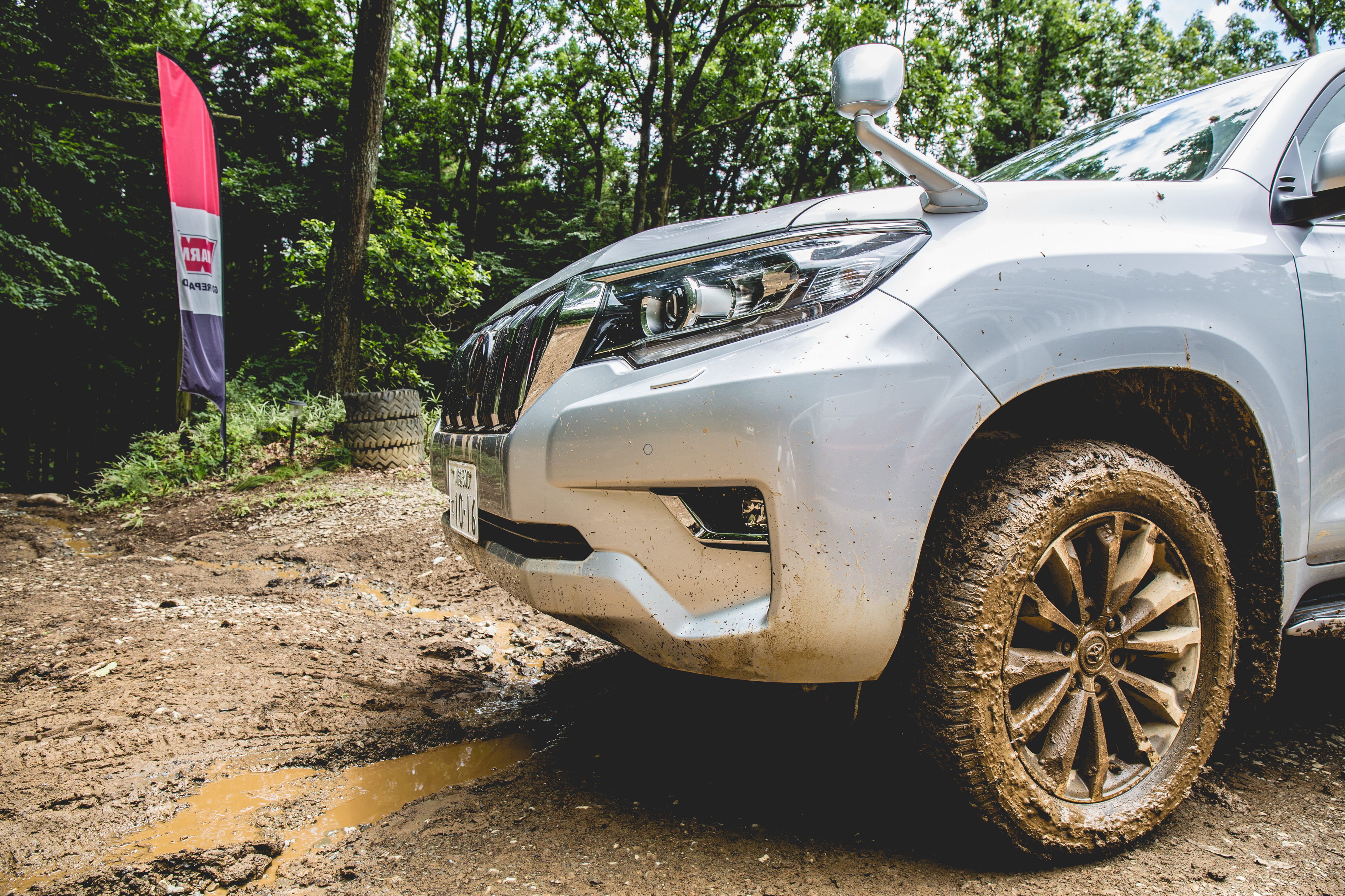 プラドオフロード動画 埼玉トヨタ