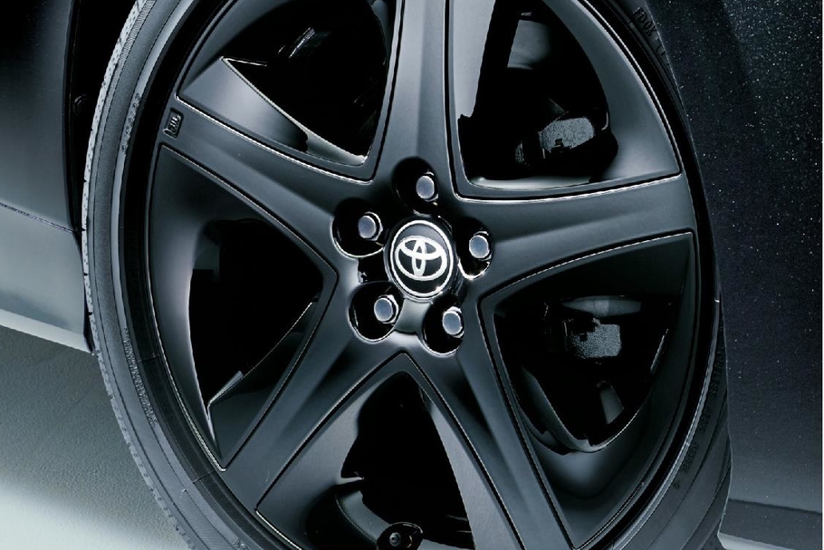 215/45R17タイヤ&17×7Jアルミホイール(ブラック塗装樹脂加飾パーツ+センターオーナメント付)