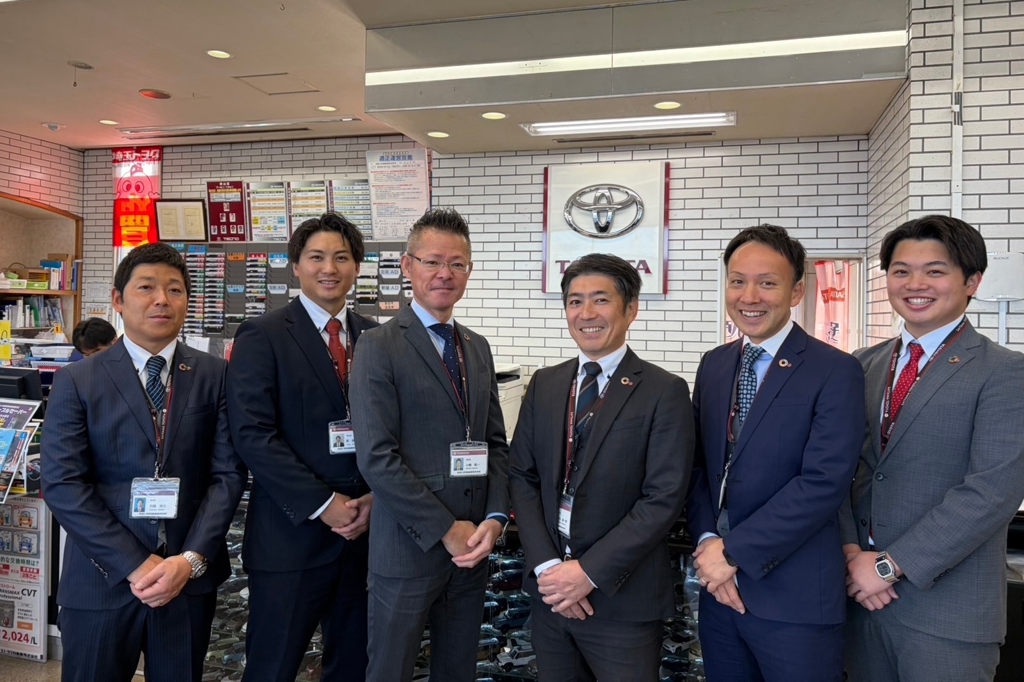 狭山店集合写真（営業）