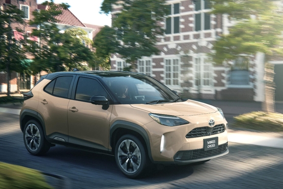 【モデル入り素材】Z（ハイブリッド・2WD）