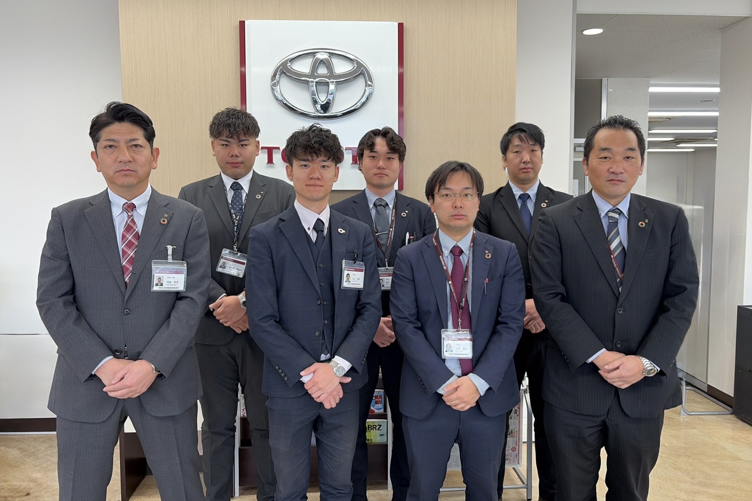 草加店集合写真（営業）