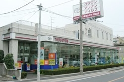 川口店外観