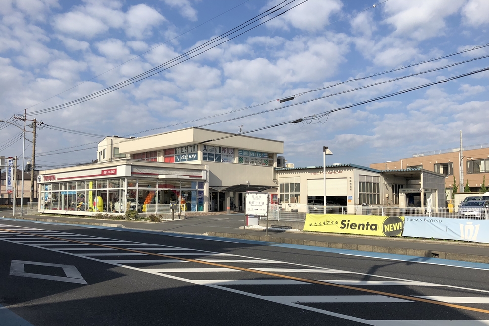 草加店外観1203