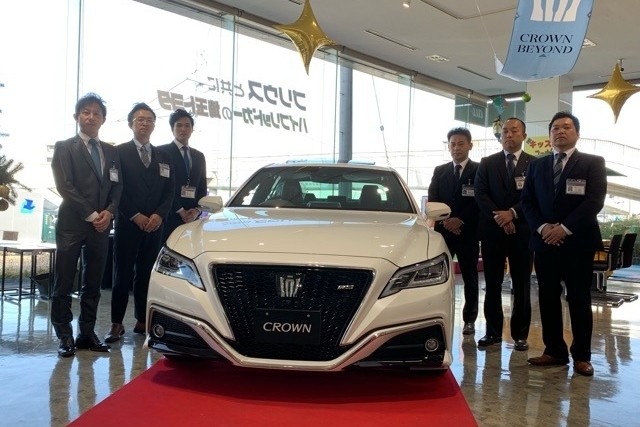 tenpo_入間店営業スタッフ1210
