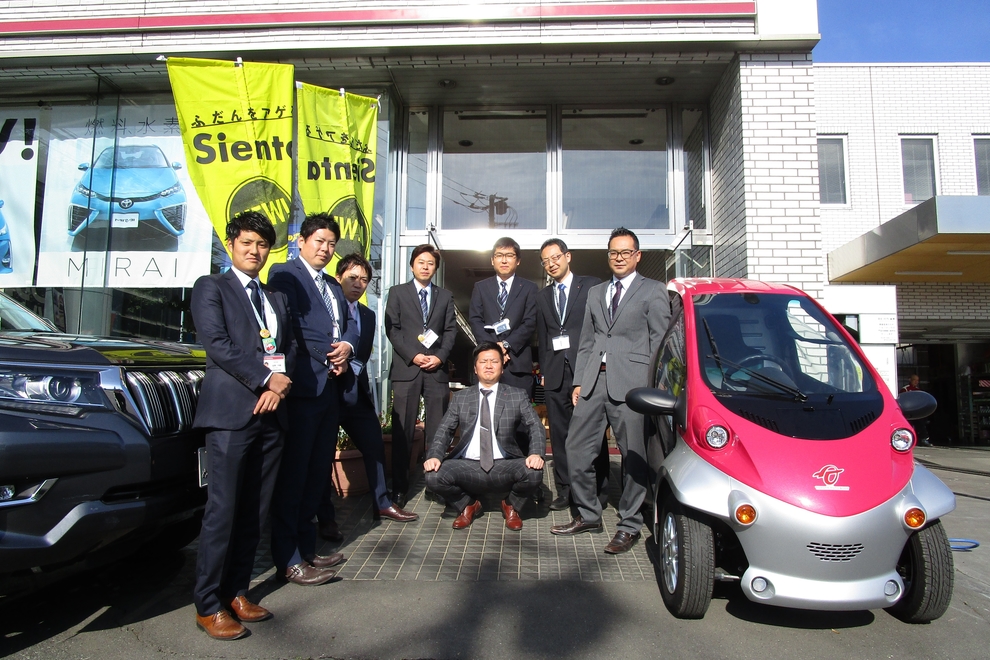 大宮天沼店営業スタッフ冬2018