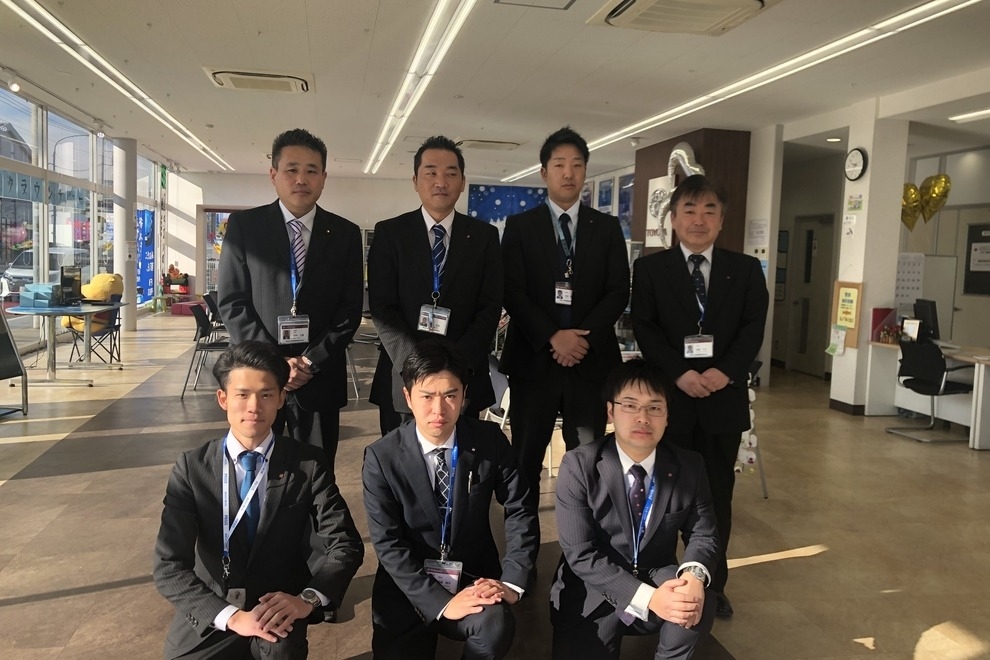 草加店営業スタッフ