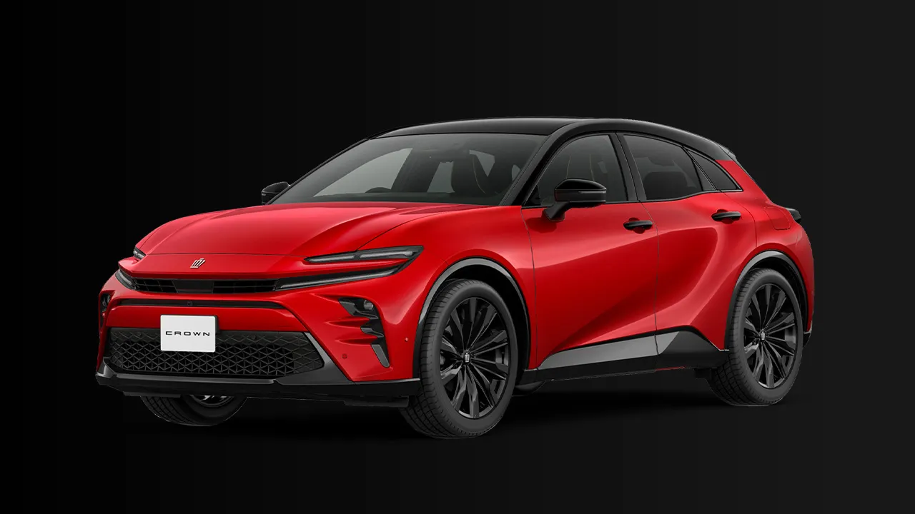 埼玉トヨタ CROWN SPORT サイズ